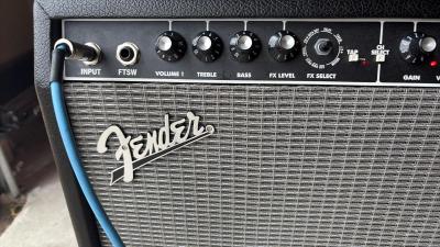 guitar amp fender champion 100 combo amp with pedal and ds1 - Thumbnail 7
