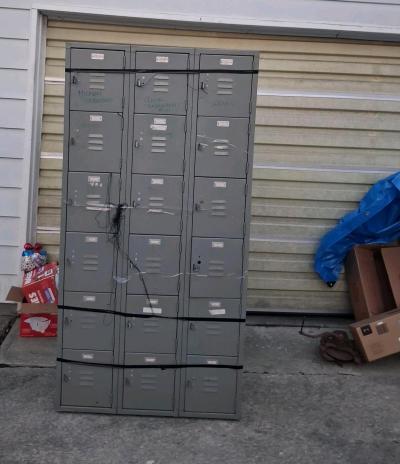 lockers schoolhouse retro industrial - Kokomo, Indiana