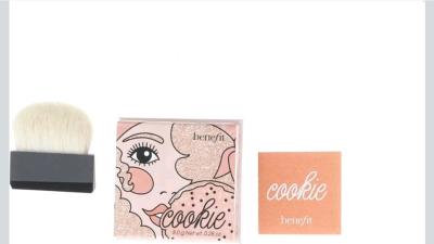 Benefit Cookie Powder Highlighter - Thumbnail 3