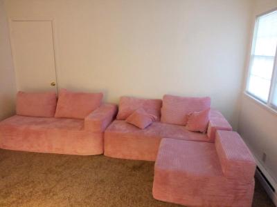 pink cloud sectional - Thumbnail 2