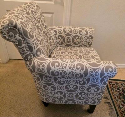 Brooke chair - Thumbnail 3