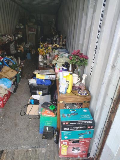 garage sale - Thumbnail 10