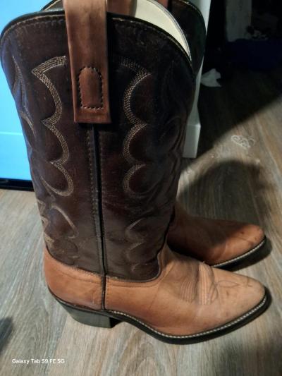 Western Boots Size 9 MENS US GENTLY USED - Thumbnail 3