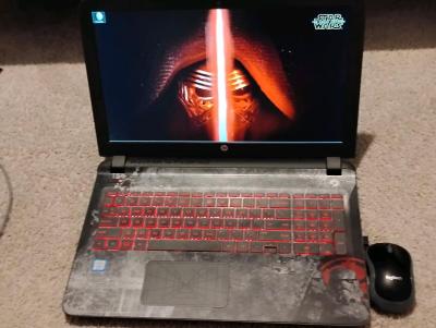 HP STAR wars edition laptop - Thumbnail 3