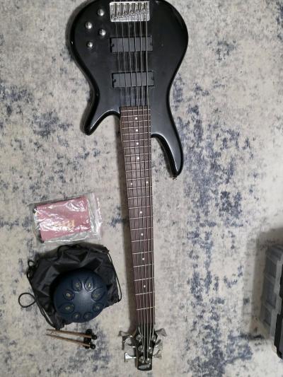 6 string ibanez bass guitar - Thumbnail 2
