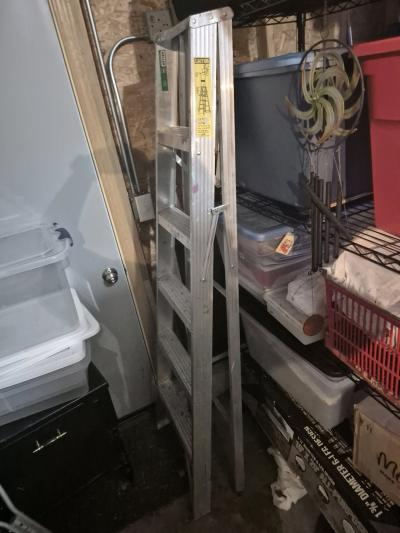 6 foot aluminum A frame - Thumbnail 4