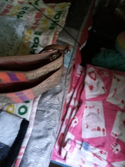 purses name brand and near jewelry armor - Thumbnail 6