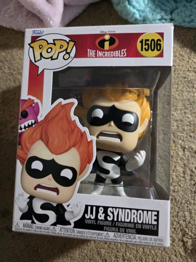 funko pops pennywise from IT and syndrome from incredibles - Thumbnail 3