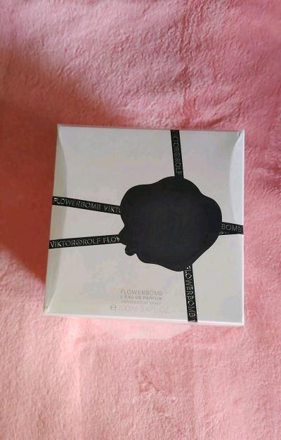 PERFUMES PARA DAMA Y CABALLERO - Thumbnail 4