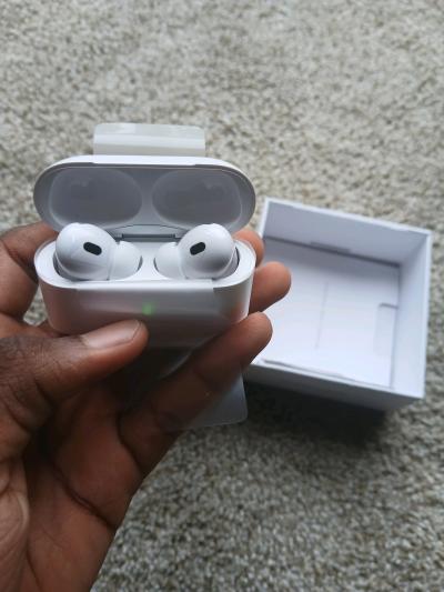 airpods pro 2nd - Thumbnail 2