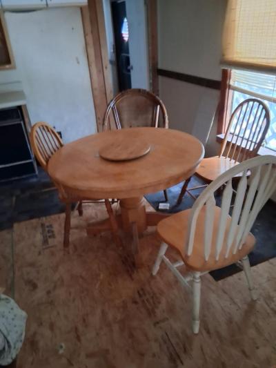 4 seater kitchen table with chairs - Thumbnail 2