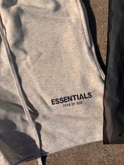 essential shorts - Thumbnail 4