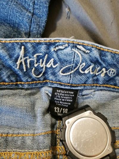 Ariya Jeans - Thumbnail 3