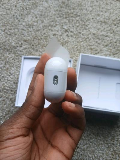 airpods pro 2nd - Thumbnail 3
