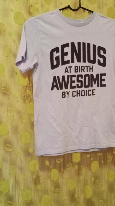 The Childrens Place boys graphic T size L