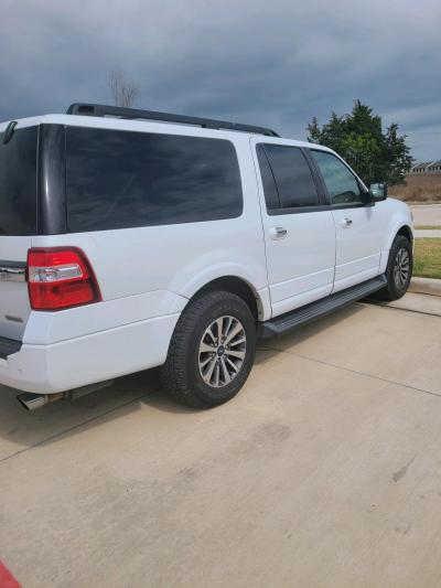 2017 Ford Expedition - Thumbnail 3