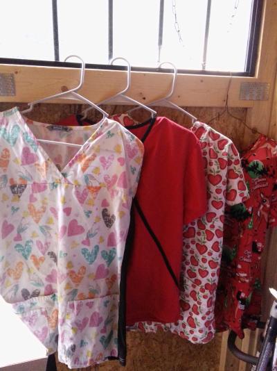 womens scrub tops - Thumbnail 2