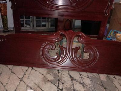 king size mahogany wood head and foot board - Jacksonville, Florida