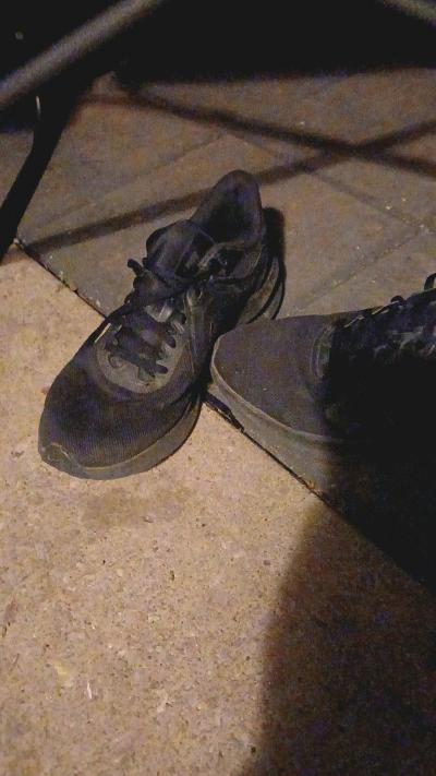 mens Nike athletic shoes - Thumbnail 5