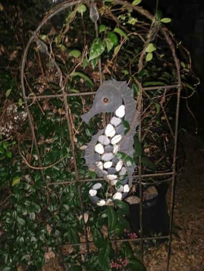 garden decor pots and iron - Thumbnail 2