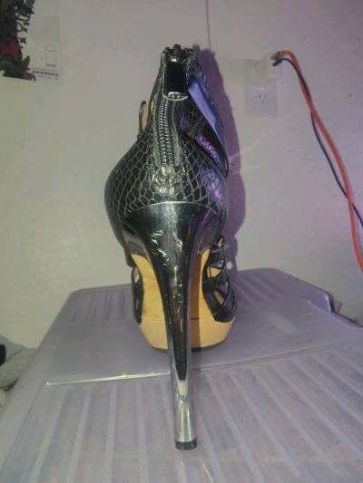 Runway Ready Sexy Black BCBG Strappy Stilettos - Thumbnail 4