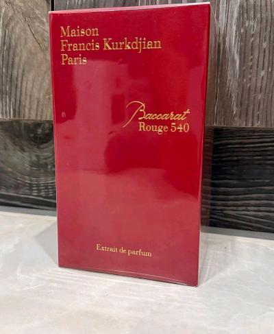 colognes and perfumes - Thumbnail 11