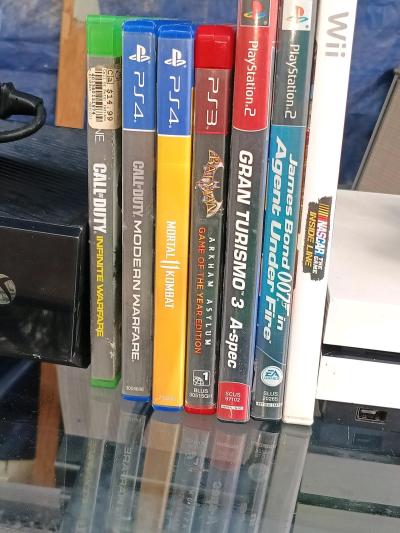Xbox one consoles and random games - Thumbnail 3