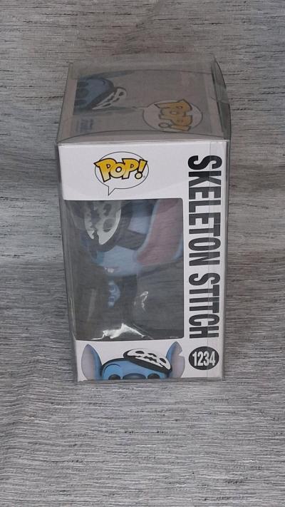 Disney Leo and Stitch Funko POP and Plushies Bundle - Thumbnail 6