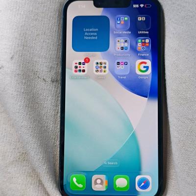 iPhone16e - Thumbnail 2