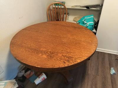 dinner room table - Thumbnail 3