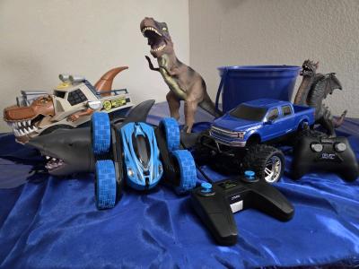 TOY LOT - Thumbnail 2