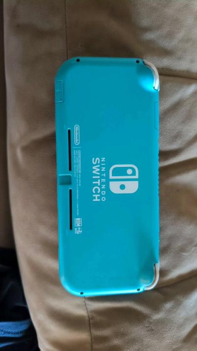 Nintendo Switch Lite - Thumbnail 3