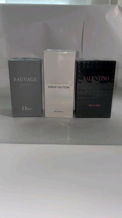 Fragrances - Thumbnail 4