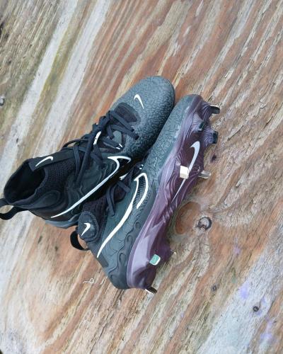 zapatos de bisbol y softball - Thumbnail 2
