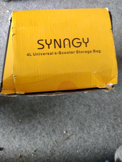 4L universal E Bike or Scooter Storage Bag - Thumbnail 9