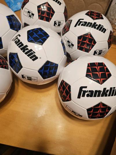 Franklin 3 official size Siccer balls - Thumbnail 2