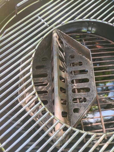 Weber Charcoal Grill - Thumbnail 8