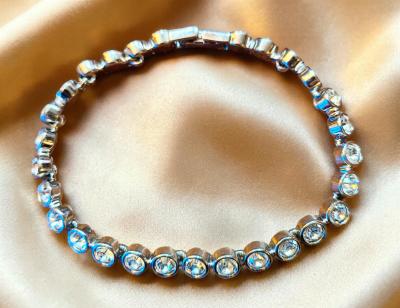 Stunning Swarovski Bezel Set Crystal Tennis Bracelet - Thumbnail 5