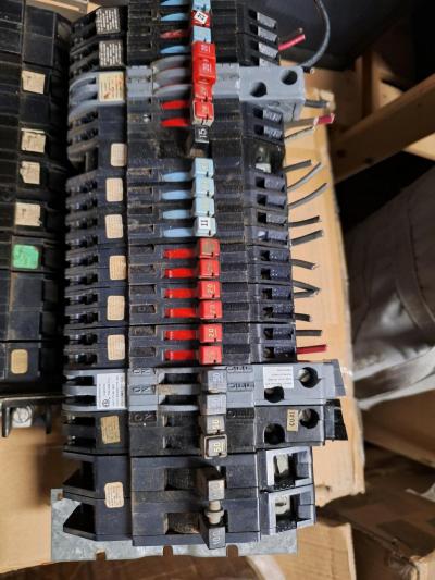 Breakers Zinsco - Winchester, California