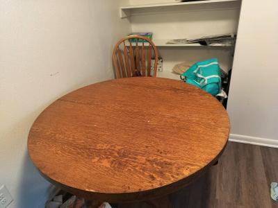 dinner room table - Thumbnail 4