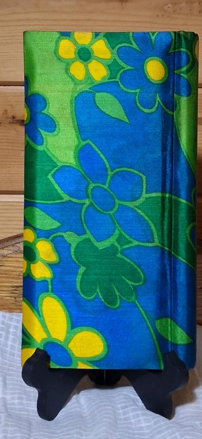 Totally Groovy Vintage Flower Power Photo Album - Thumbnail 2