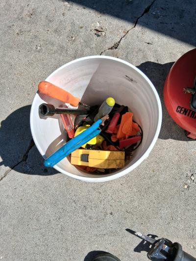 power tools and hand tools - Thumbnail 2