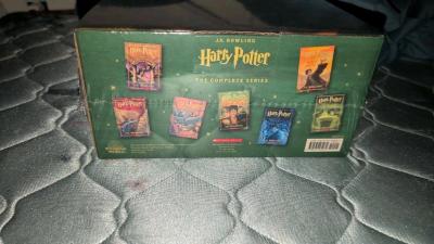 Harry Potter Full Series Collection - Thumbnail 3