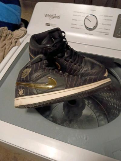 Jordans - Thumbnail 2