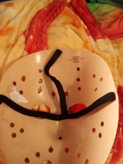 a scary Jason mask collectible - Thumbnail 2