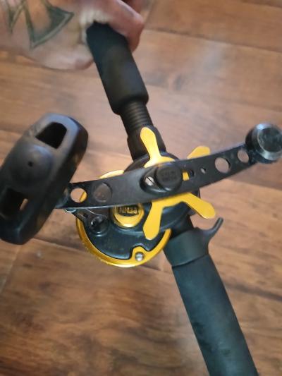 Seeker blue lightning  7097t 20 25 30 and Penn squal 15 in g - Thumbnail 5