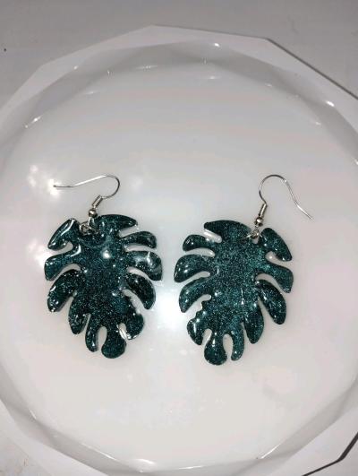 Resin handmade glitter green leaf earrings