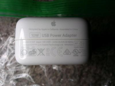 Apple 10W USB A Power Adapter - Thumbnail 2