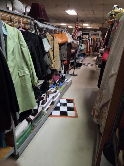 Big spring break sale April 10th and 11th at St Luke thrift - Thumbnail 3