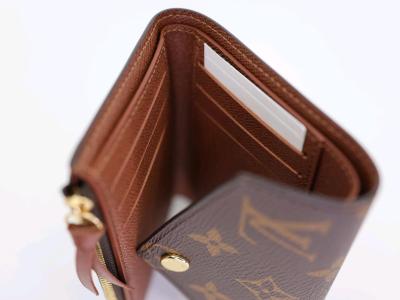 Louis Vuitton wallet - Thumbnail 2
